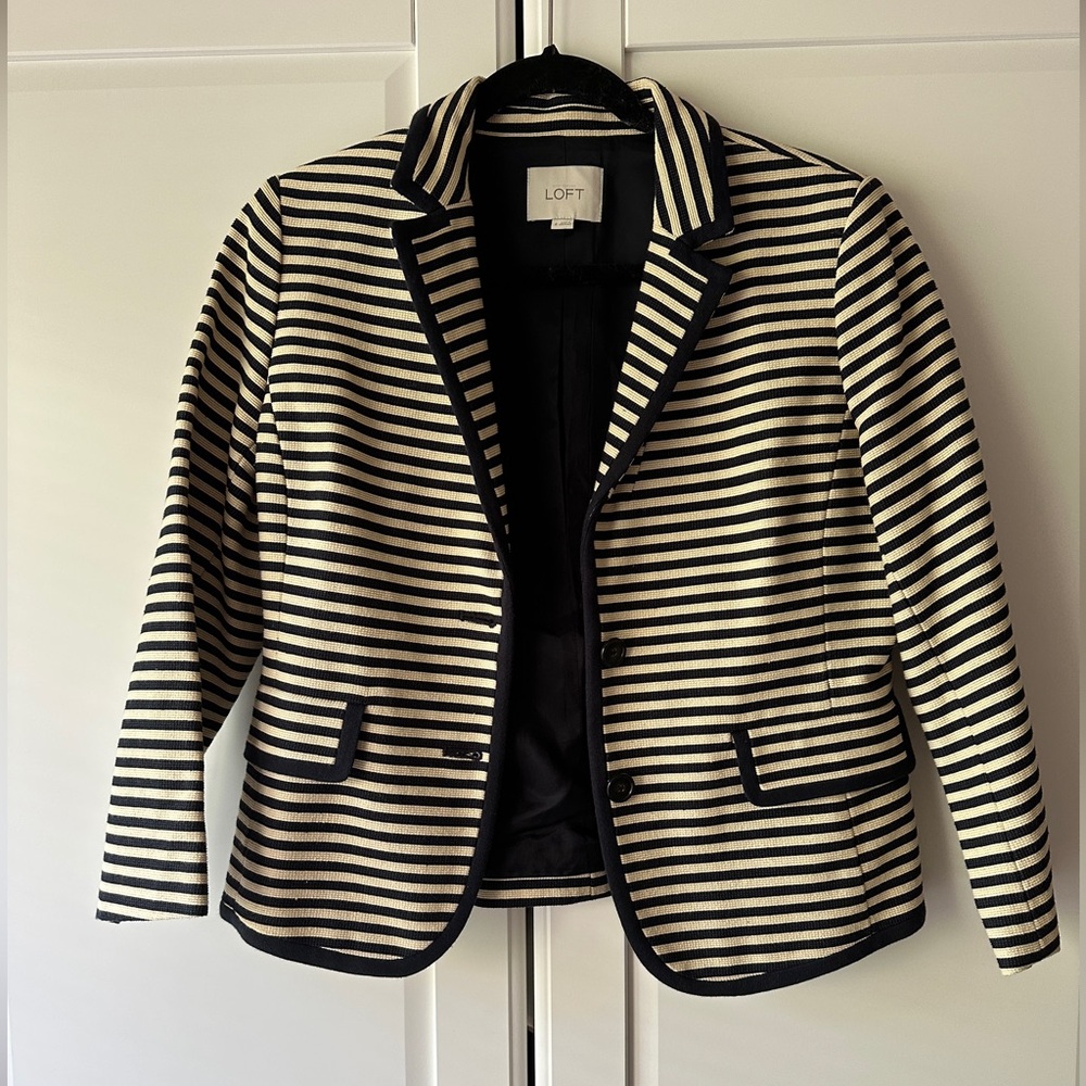 Ann Taylor Loft striped blazer, sz 8